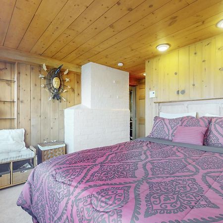 The Cabin At Penn Cove Coveland エクステリア 写真