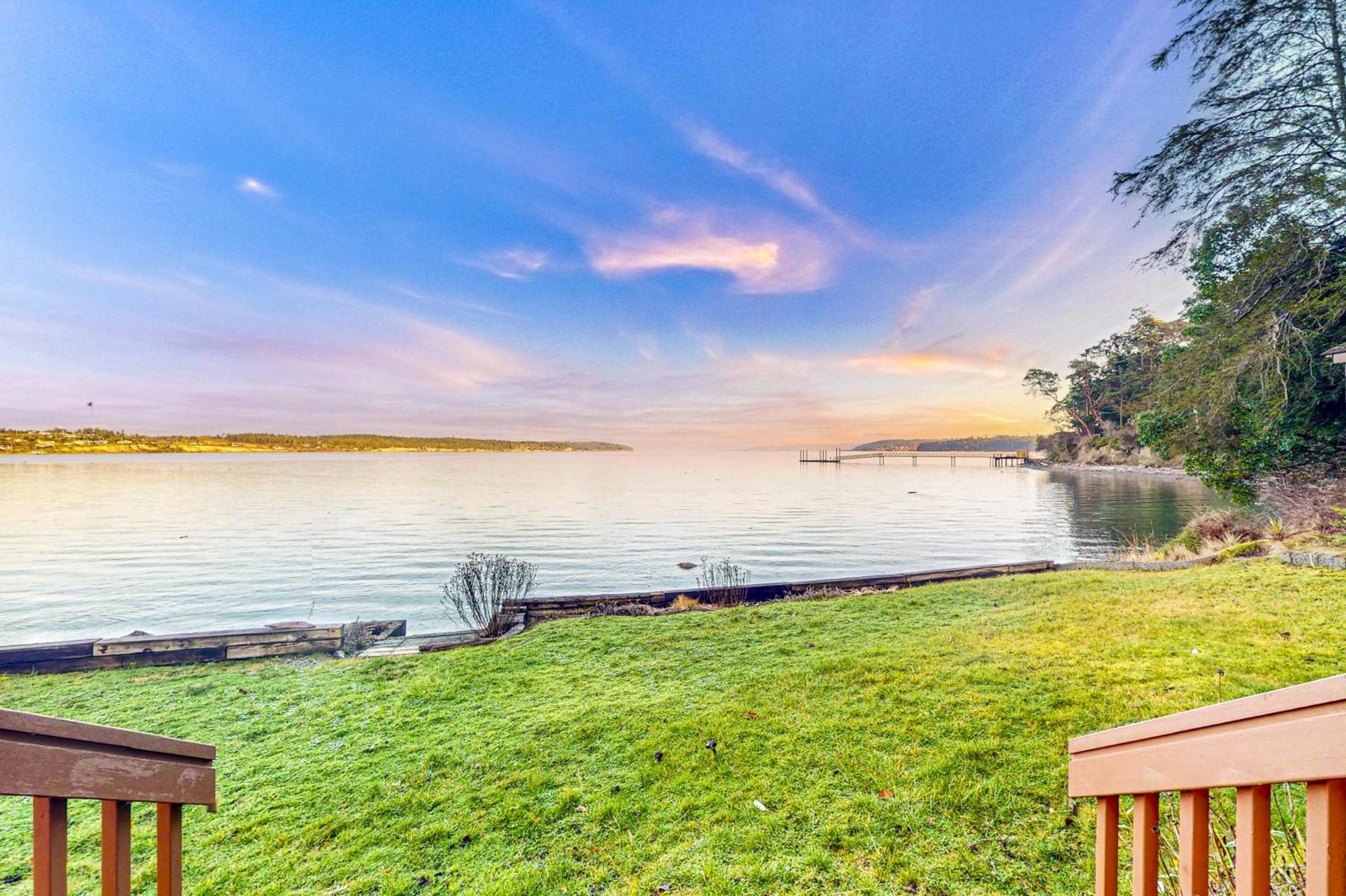 The Cabin At Penn Cove Coveland エクステリア 写真